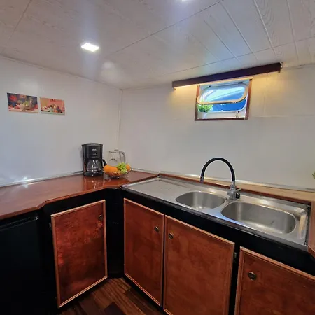 Botel Classic Boat Barcelona